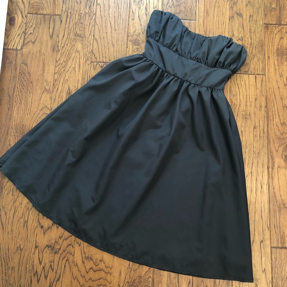 Black Strapless Formal Dress